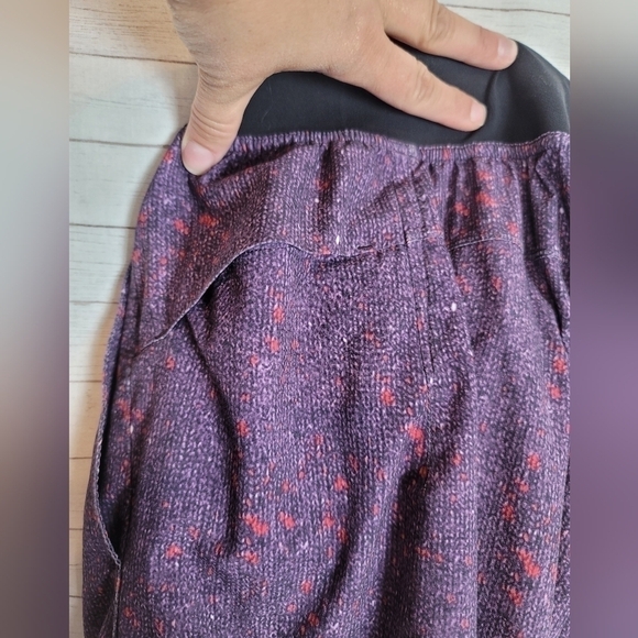 LULULEMON CORE SHORTS IN COSMIC PURPLE, SZ SMALL - Picture 11 of 16
